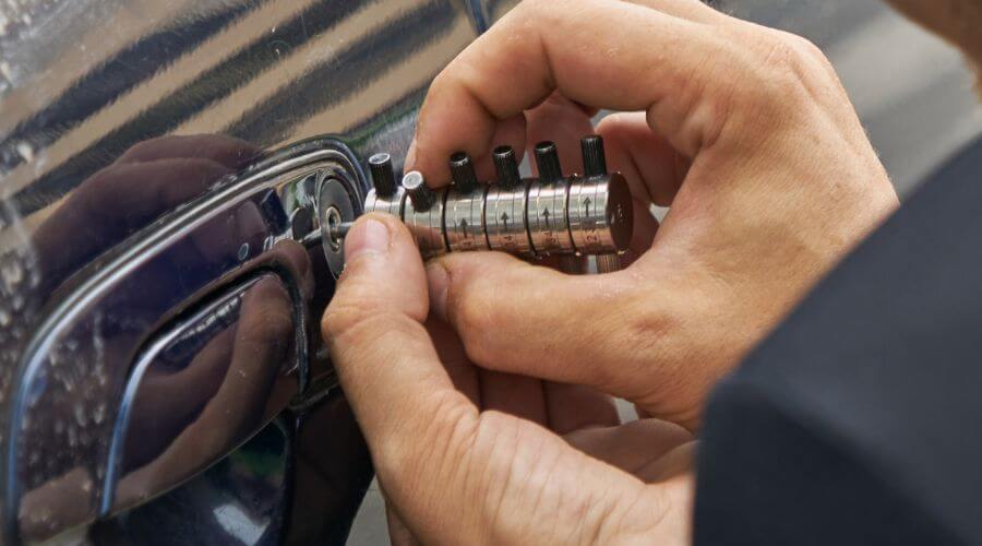 Expert Emergency Roof Repairs services in Lawndale, NC